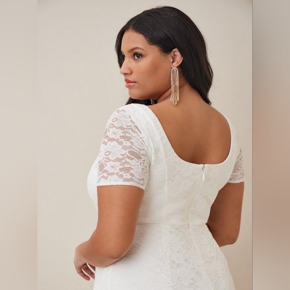 Torrid NWT Lace Wedding Dress - Picture 3 of 11